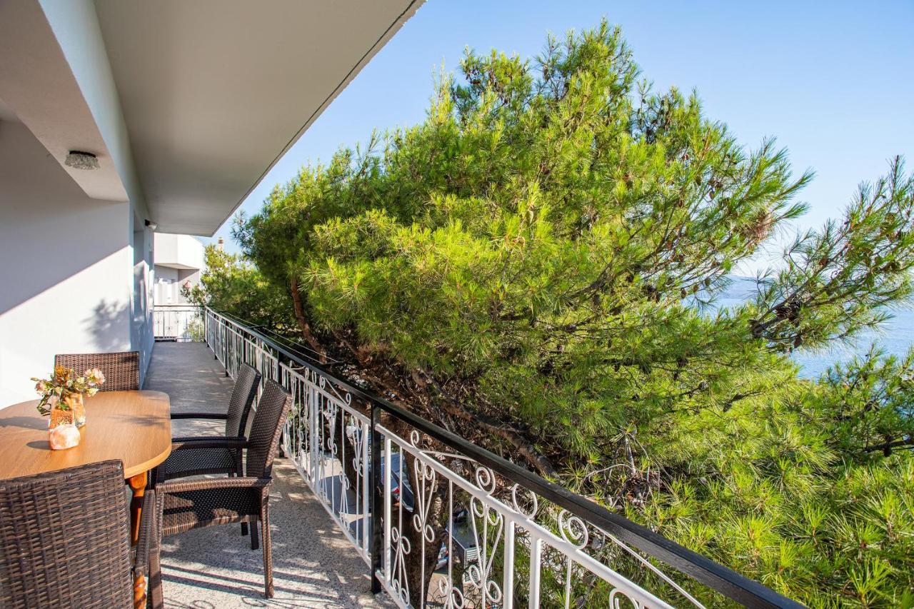 Apartments Adisa Omis Luaran gambar