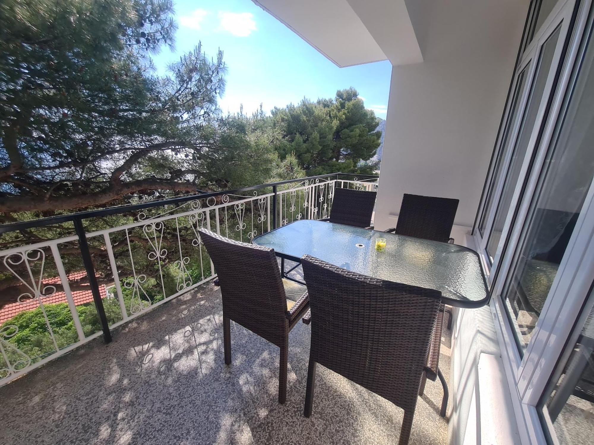 Apartments Adisa Omis Luaran gambar